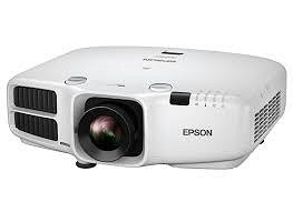 Projektor Epson EB-G6070W