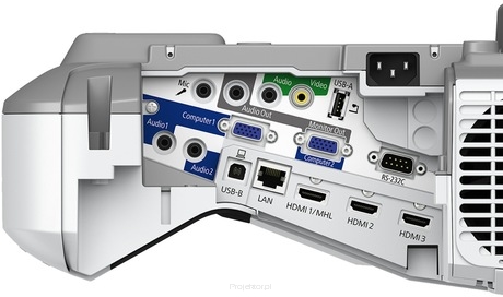 Projektor Epson EB-670