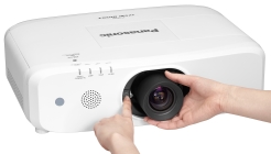 Projektor Panasonic PT-EZ590L